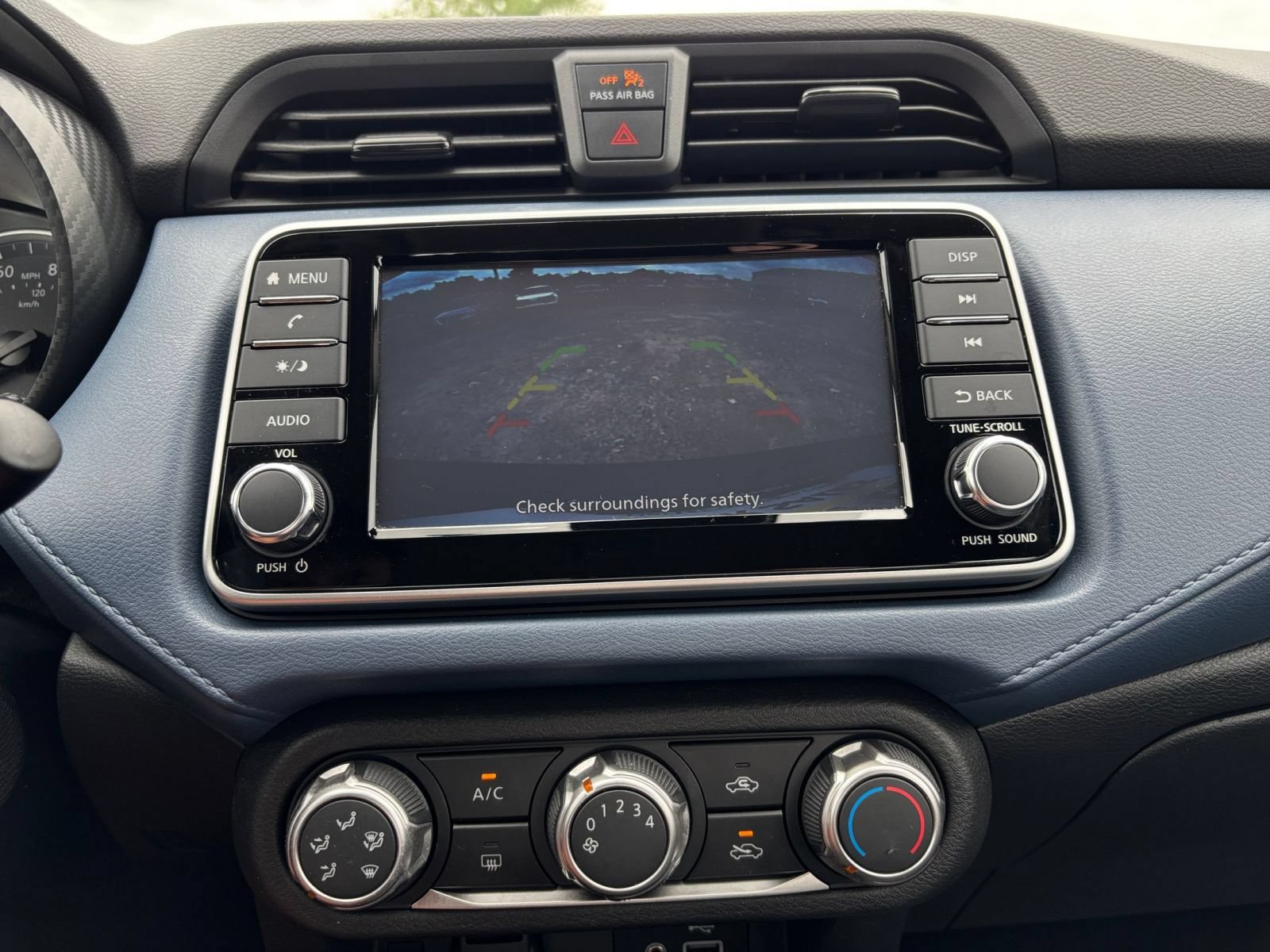 Used 2025 Nissan Versa SV FWD image 22