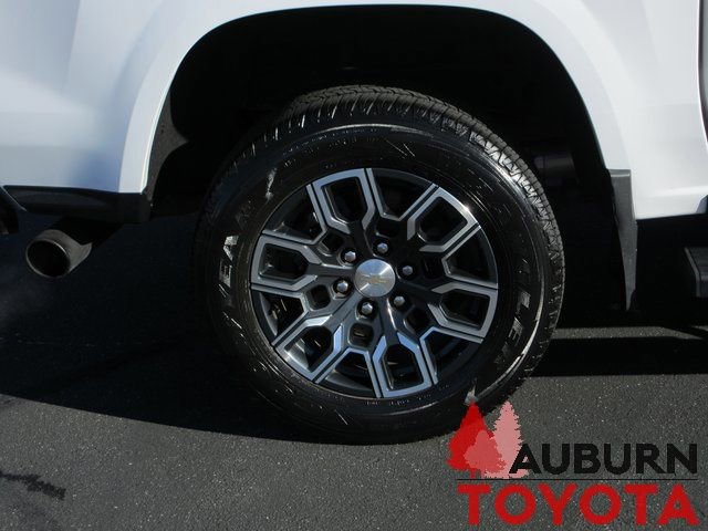 Used 2023 Chevrolet Colorado LT w/ LT Convenience Package image 5