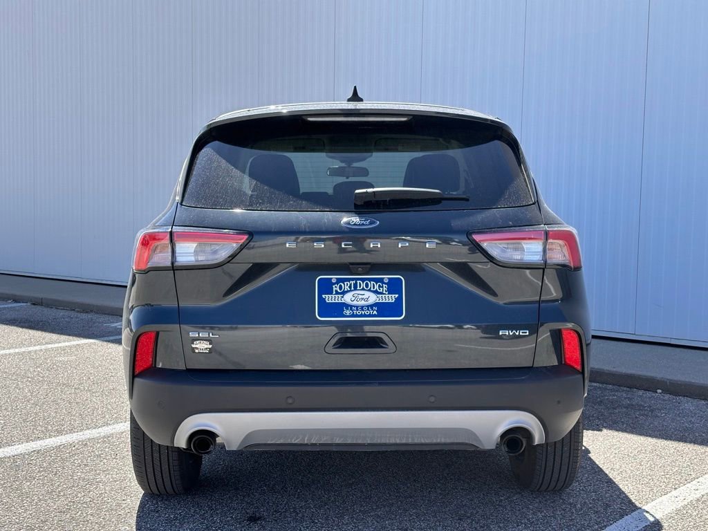 Used 2022 Ford Escape SEL AWD/4WD image 4