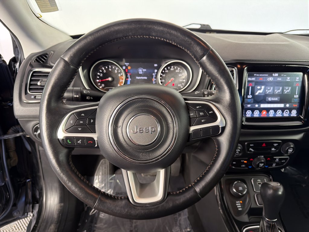 Used 2018 Jeep Compass Limited AWD/4WD image 12