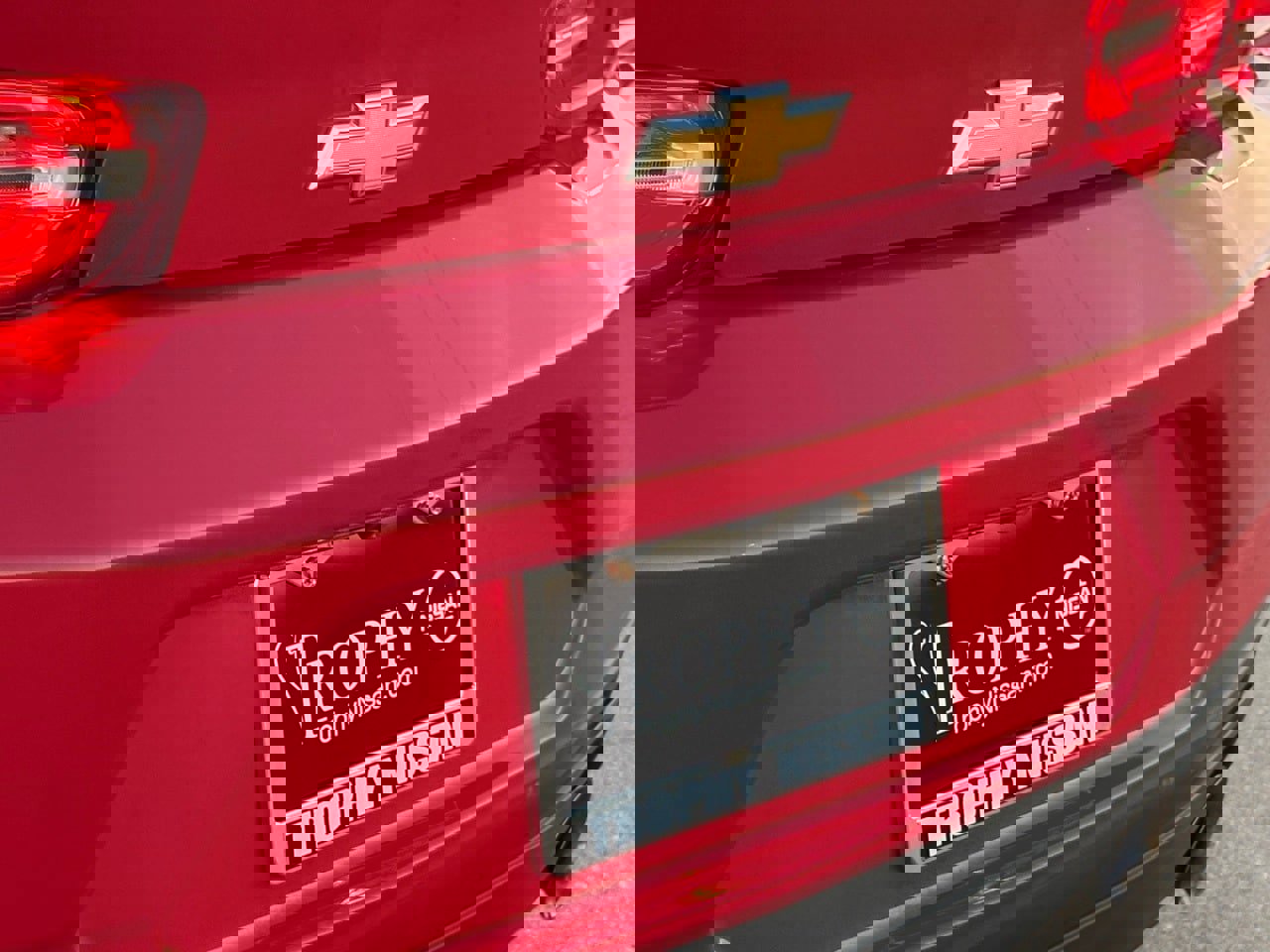 Used 2020 Chevrolet Camaro LT image 9