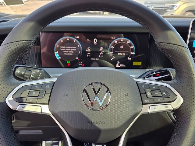 New 2026 Volkswagen Tiguan SE R-Line FWD image 23