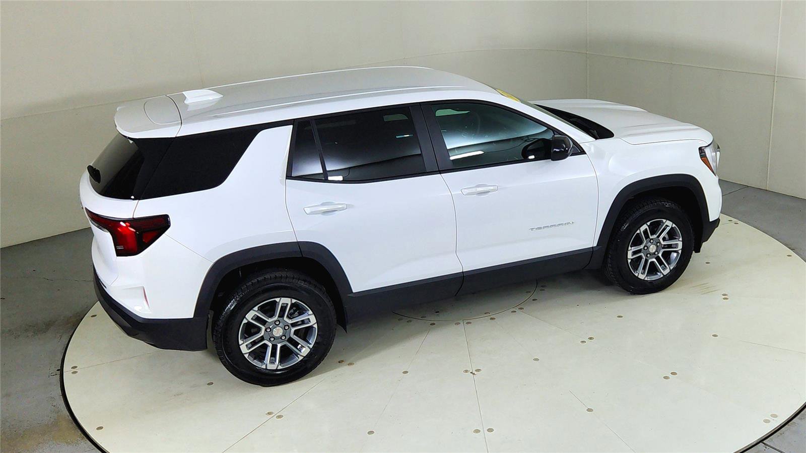 Used 2026 GMC Terrain Elevation image 22