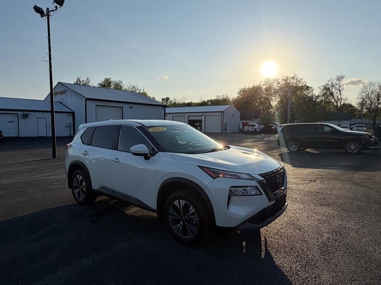 Used 2023 Nissan Rogue SV