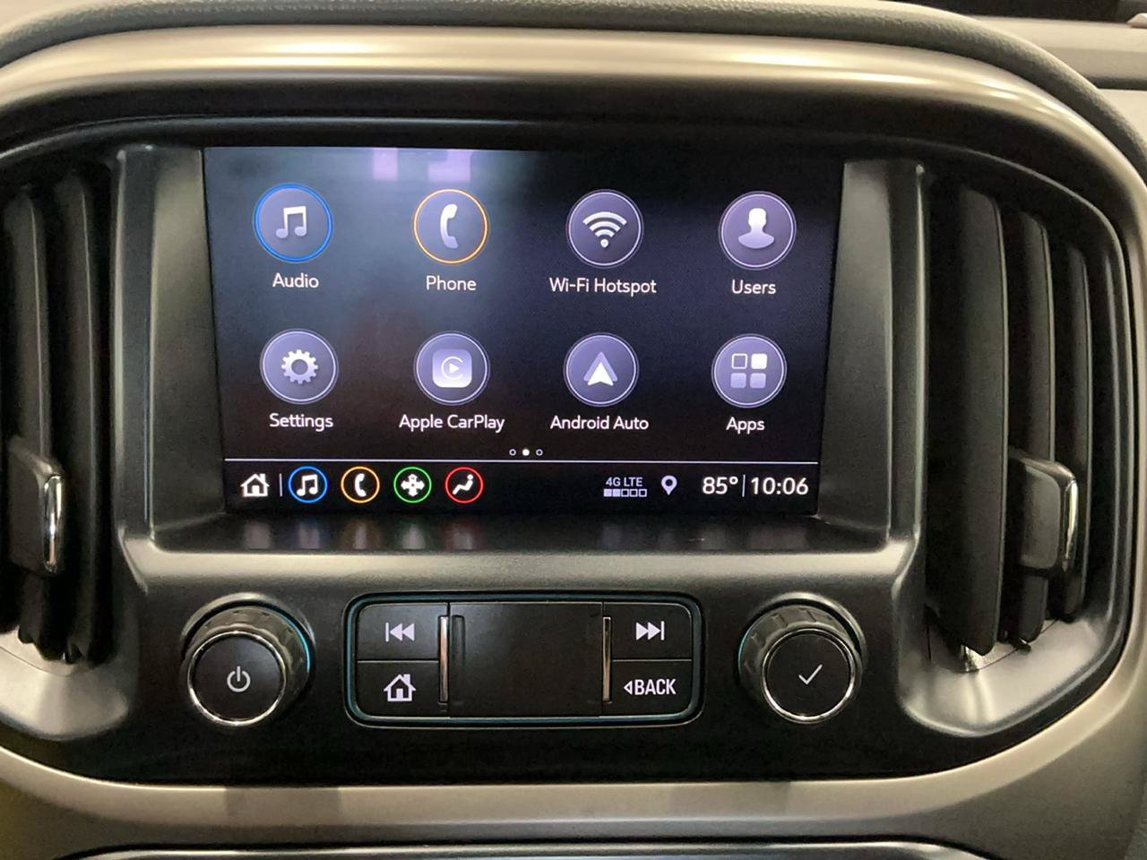Used 2019 Chevrolet Colorado Z71 AWD/4WD image 18