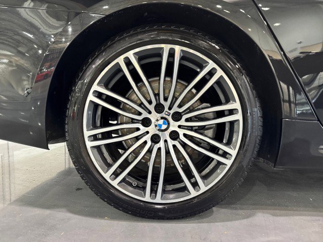 Used 2017 BMW 530i RWD image 19