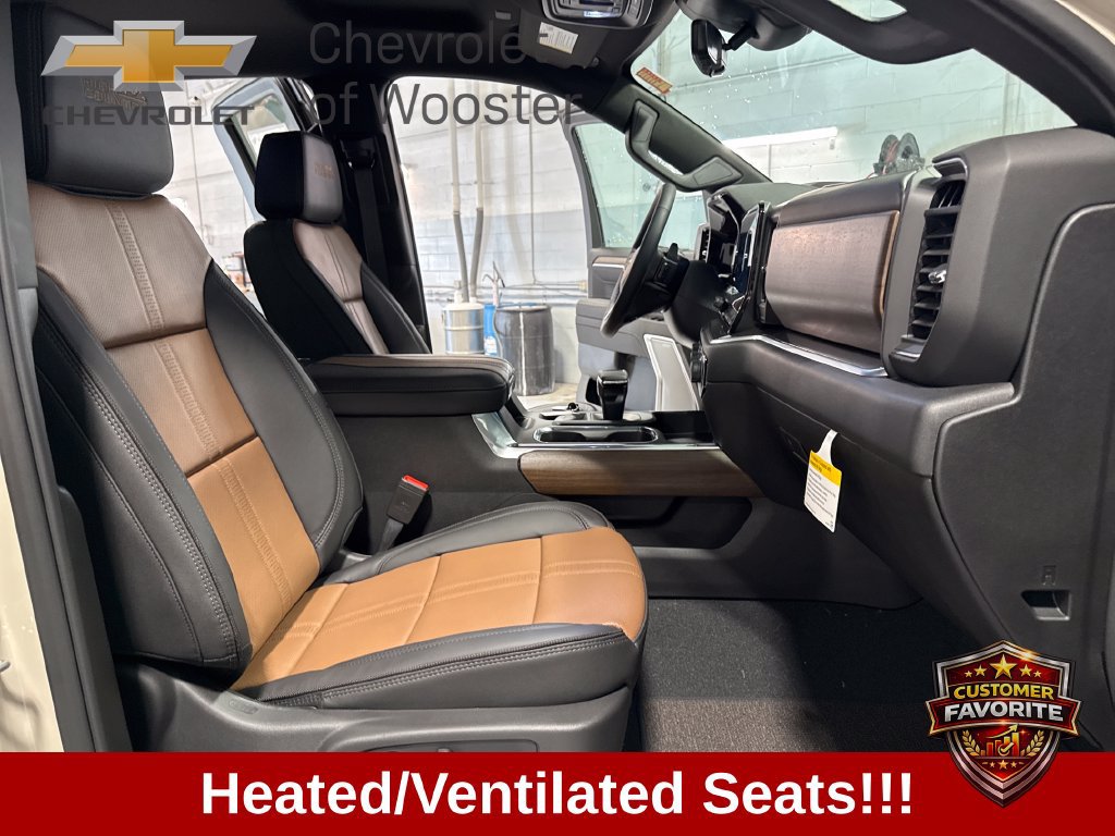 New 2026 Chevrolet Silverado 1500 High Country w/ Technology Package AWD/4WD image 36