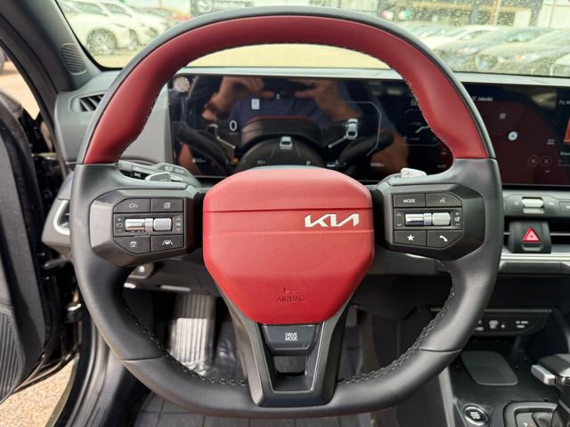 Used 2025 Kia K4 GT-Line w/ GT-Line Premium Package image 9