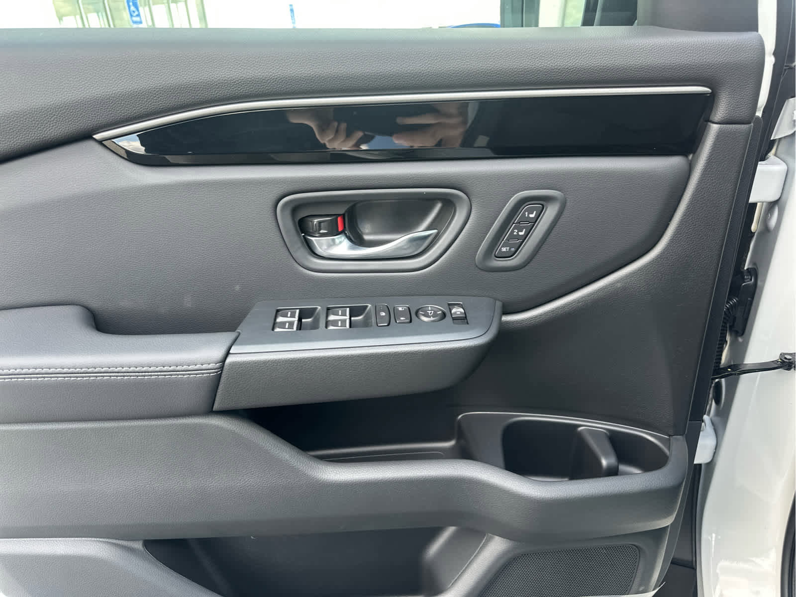 New 2025 Honda Pilot Touring image 25