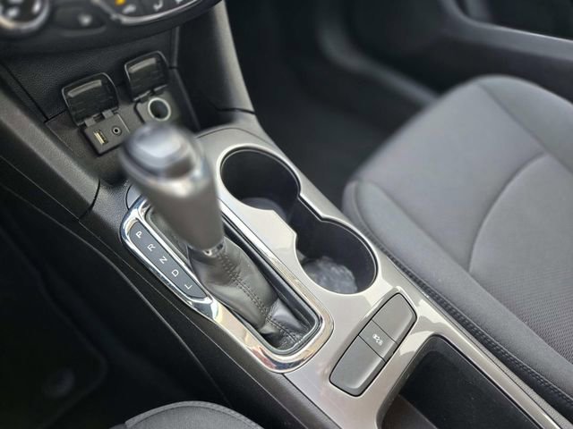 Used 2018 Chevrolet Cruze LT w/ Convenience Package image 26