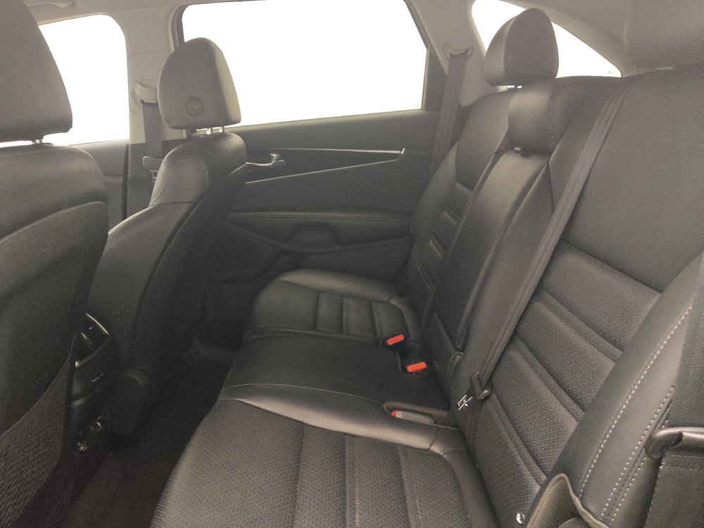 Used 2020 Kia Sorento EX FWD image 18