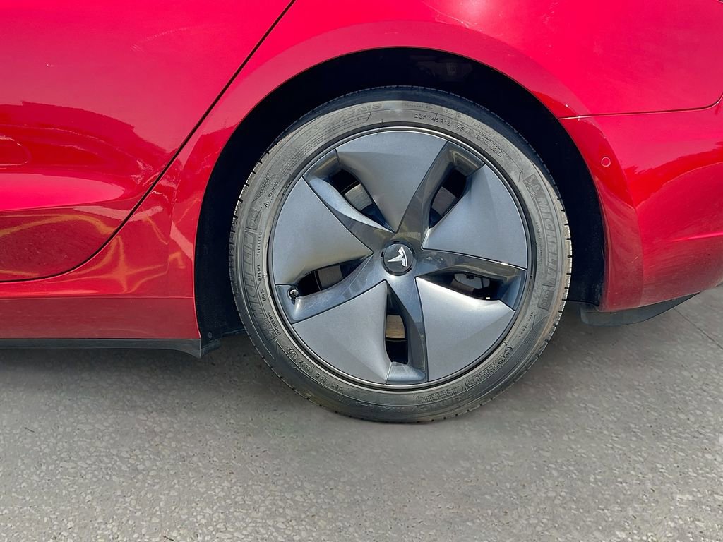 Used 2018 Tesla Model 3 Long Range RWD image 28