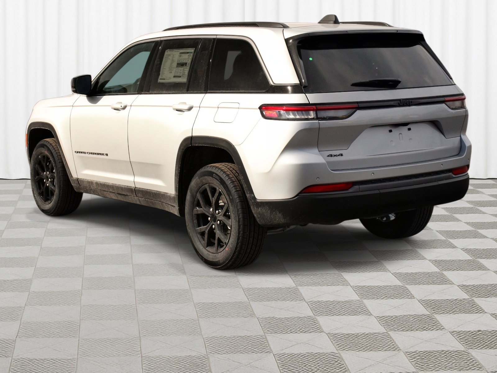 New 2026 Jeep Grand Cherokee Altitude image 35