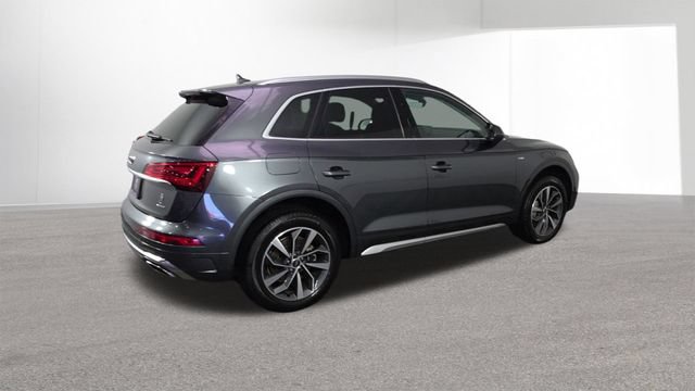 Used 2023 Audi Q5 2.0T Premium w/ Convenience Package AWD/4WD image 11