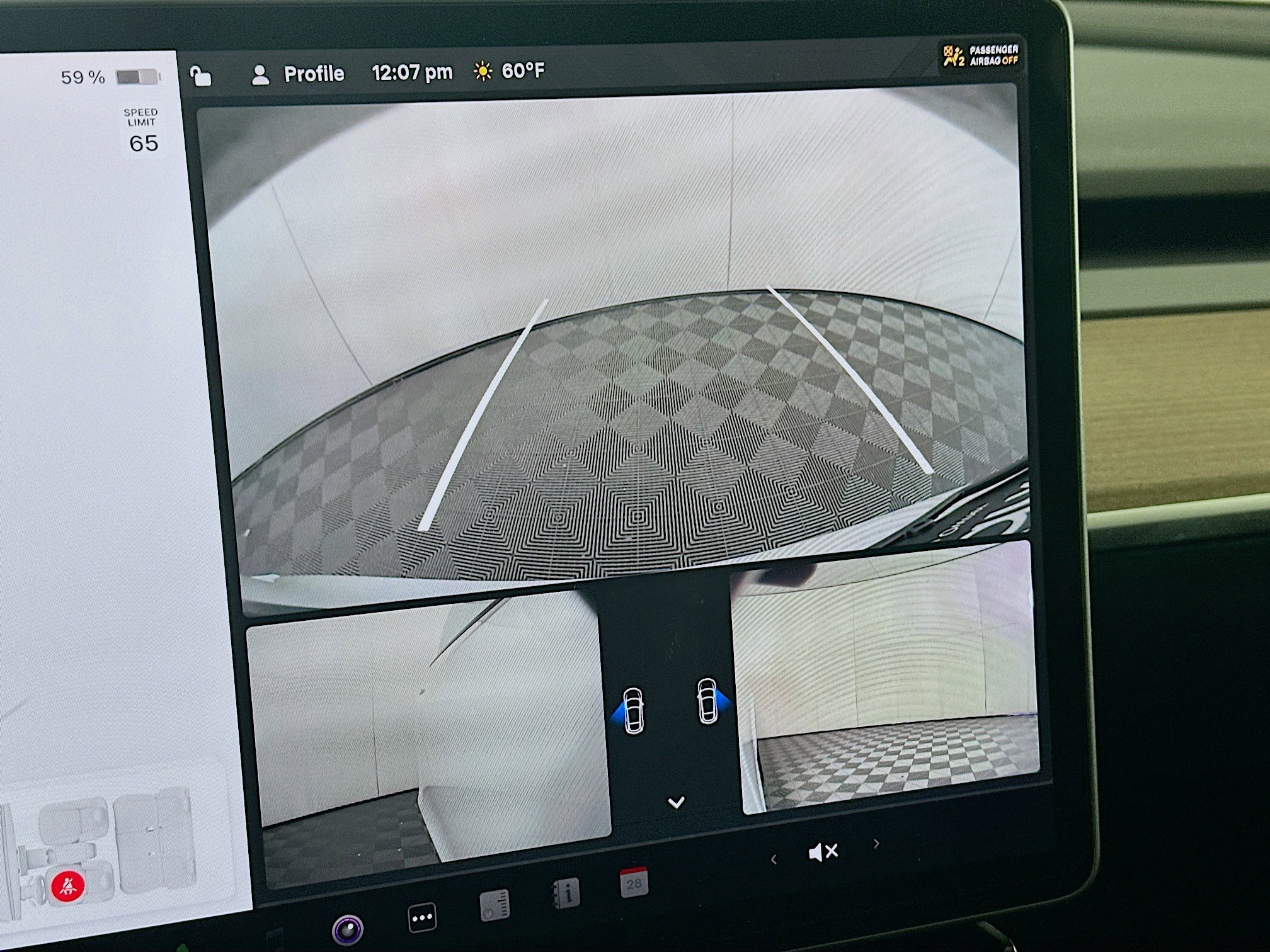 Used 2022 Tesla Model Y Long Range AWD/4WD image 21