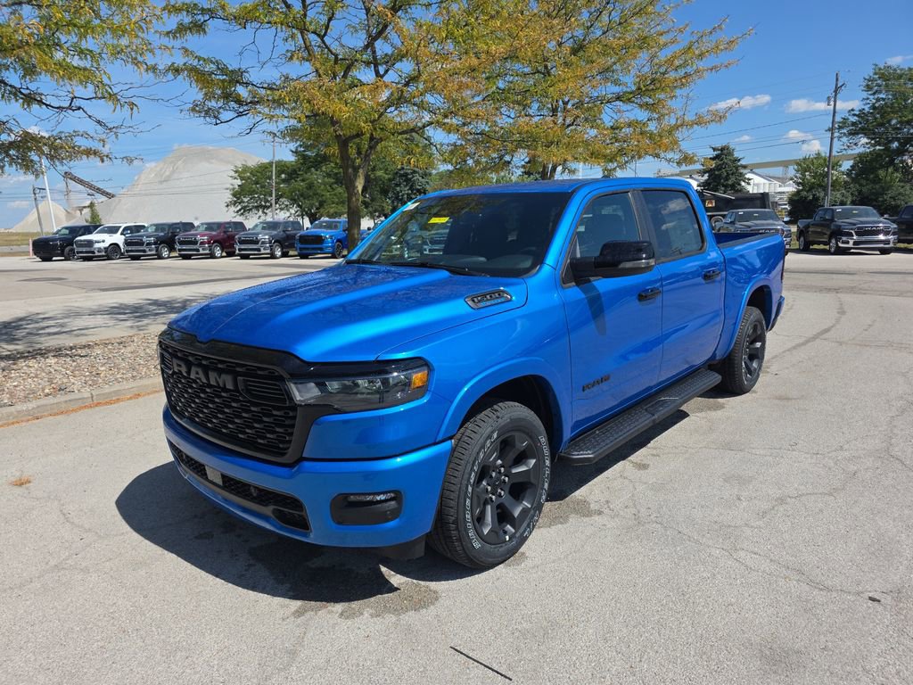 New 2025 RAM 1500 4x4 Crew Cab