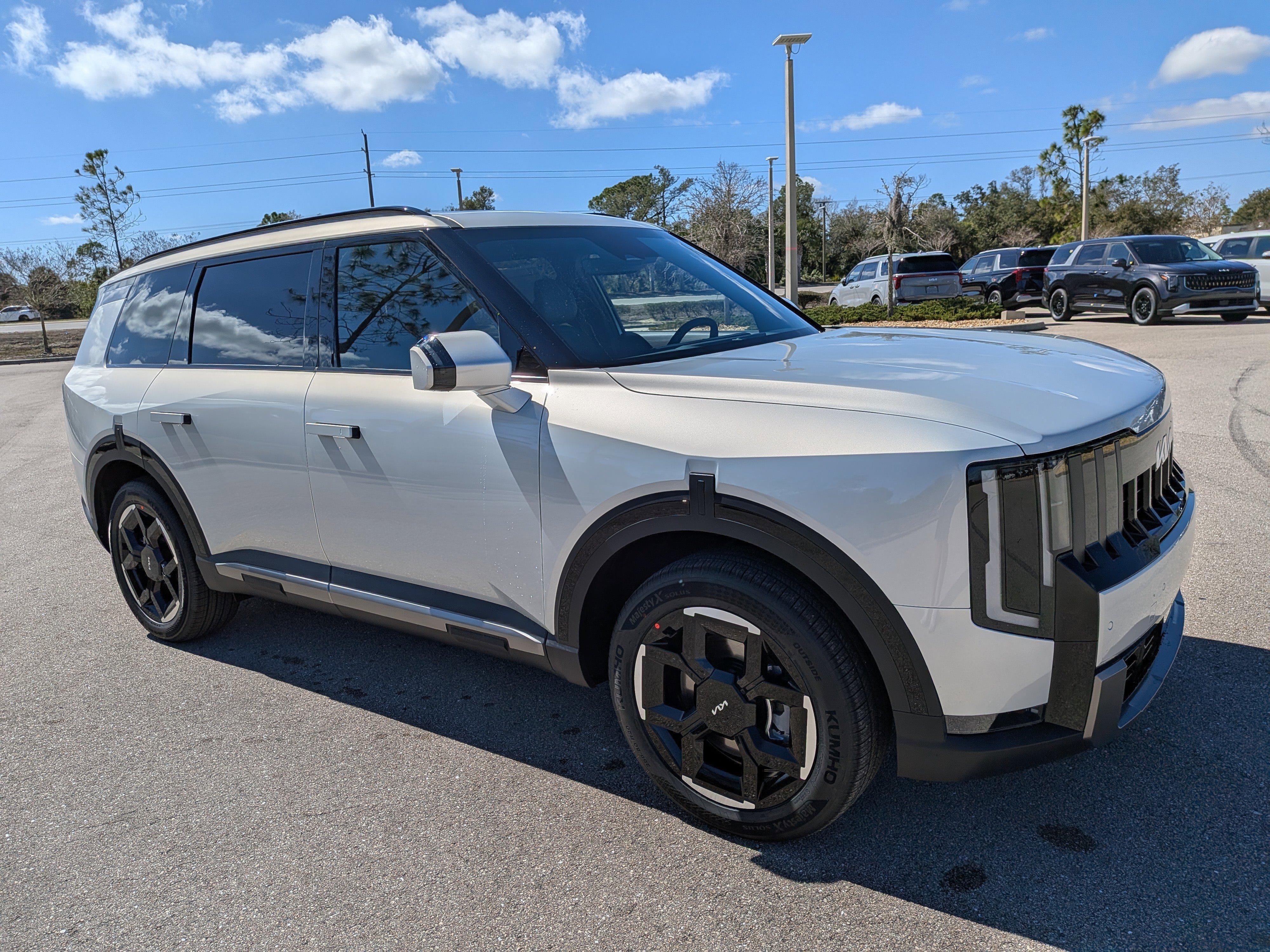 New 2027 Kia Telluride EX FWD image 2