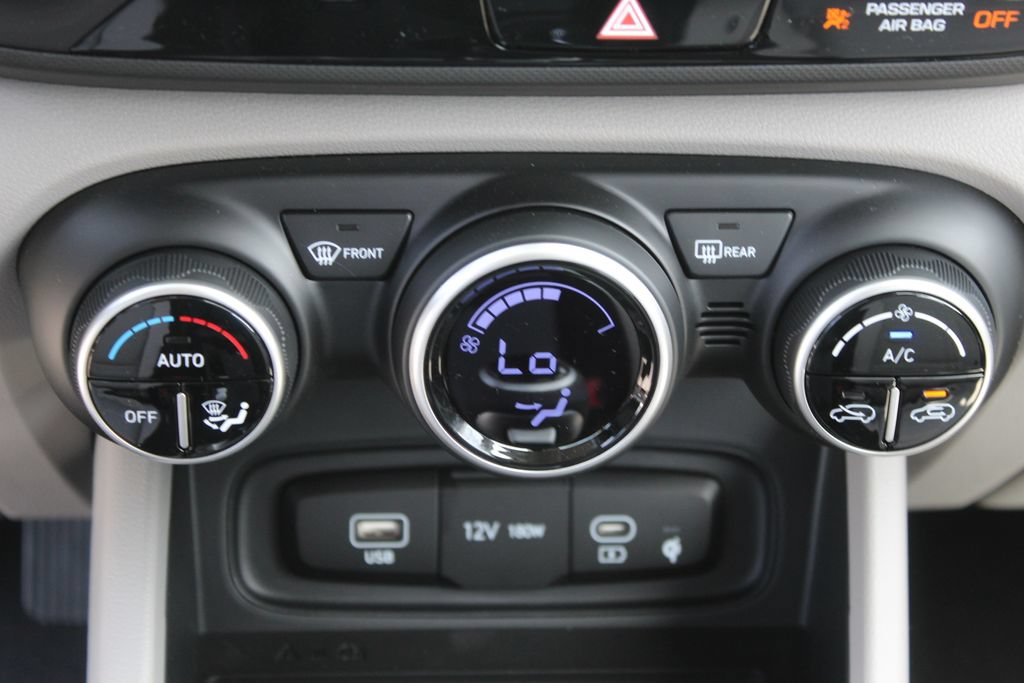 New 2026 Hyundai Venue SEL FWD image 22