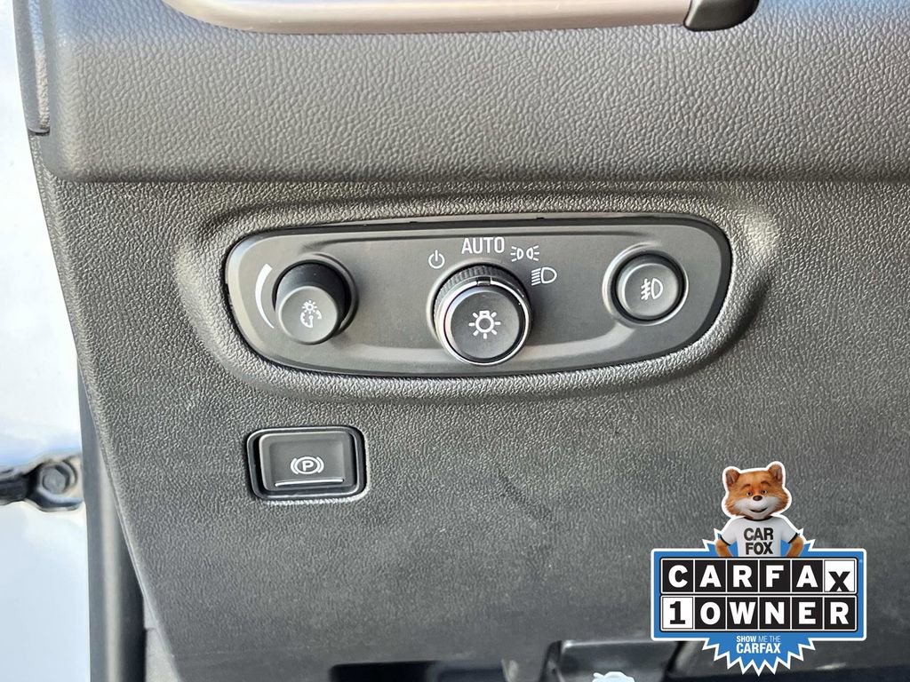 Used 2024 GMC Terrain AT4 image 30