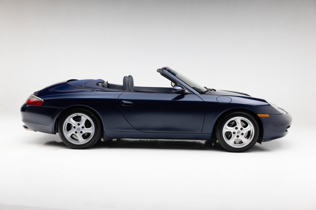 Used 2000 Porsche 911 Cabriolet image 15
