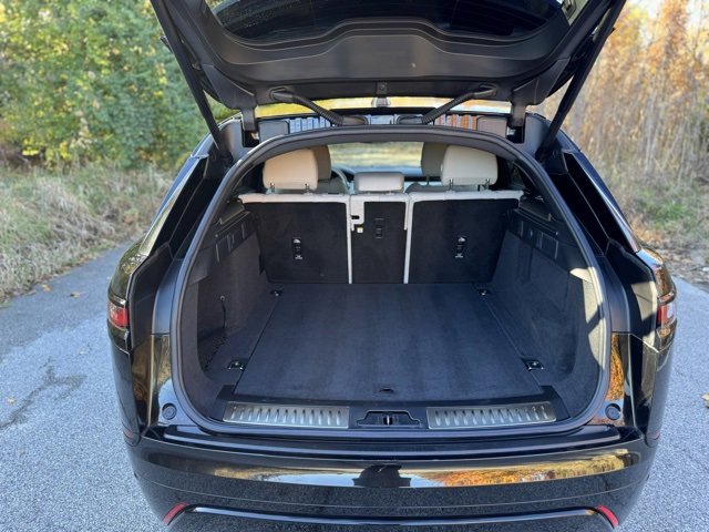 Used 2022 Land Rover Range Rover Velar R-Dynamic S image 15