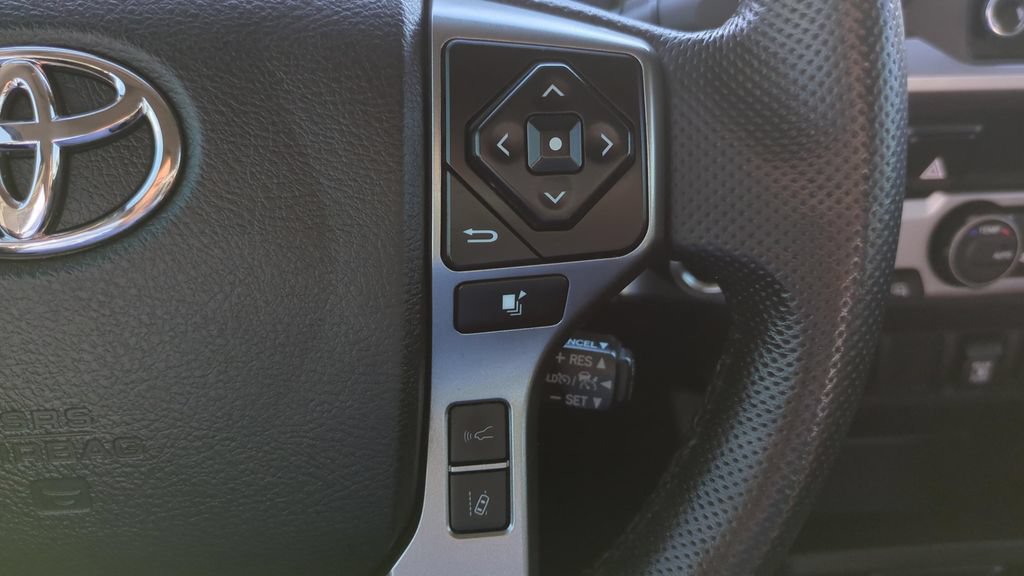 Used 2023 Toyota Tacoma SR5 AWD/4WD image 20