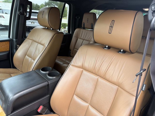 Used 2013 Lincoln Navigator L 4WD image 13