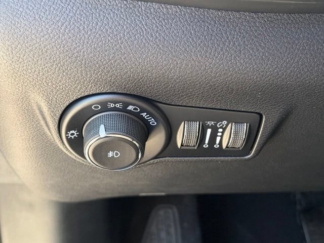 New 2026 Jeep Compass Limited AWD/4WD image 26