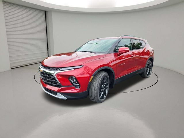 New 2026 Chevrolet Blazer LT w/ Sound & Technology Package FWD image 3