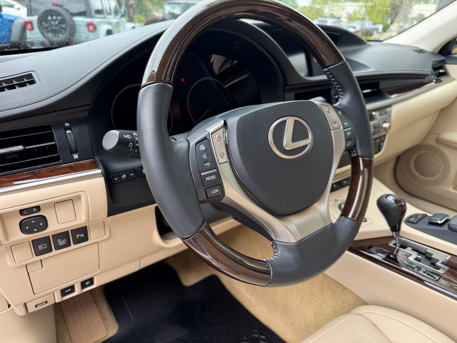 Used 2013 Lexus ES 350 image 38