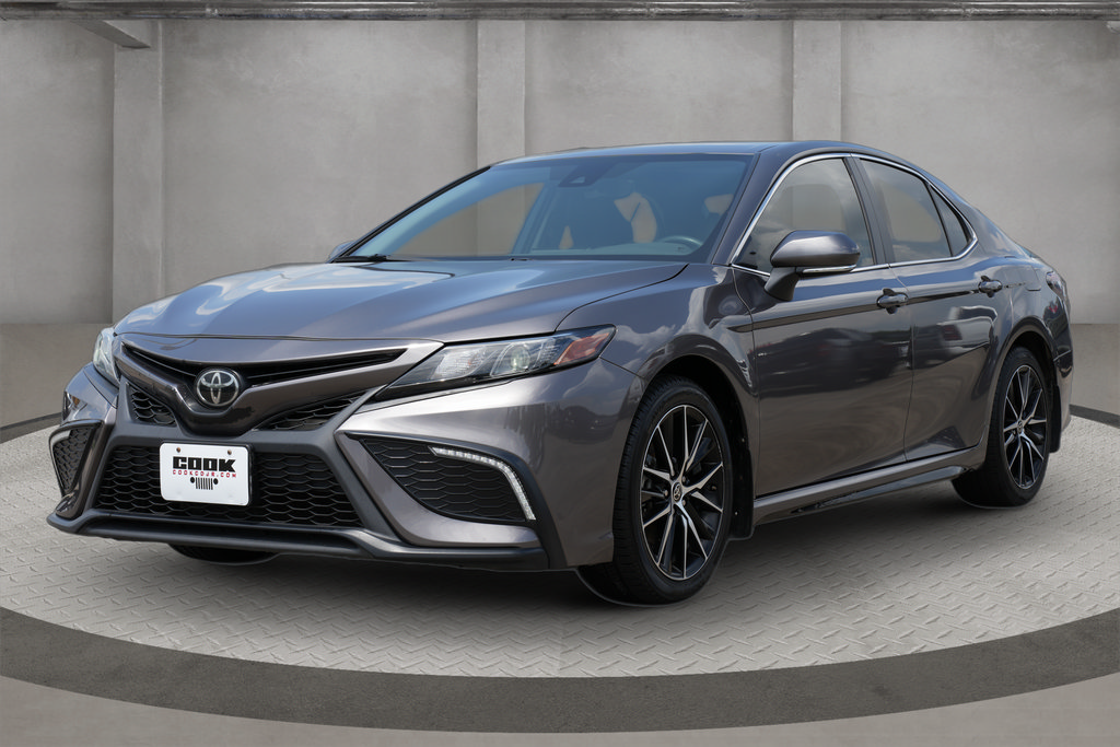 Used 2023 Toyota Camry SE