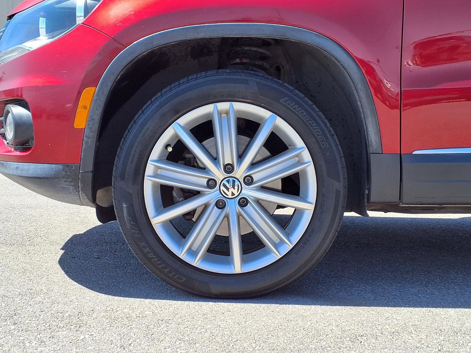 Used 2012 Volkswagen Tiguan S FWD image 17