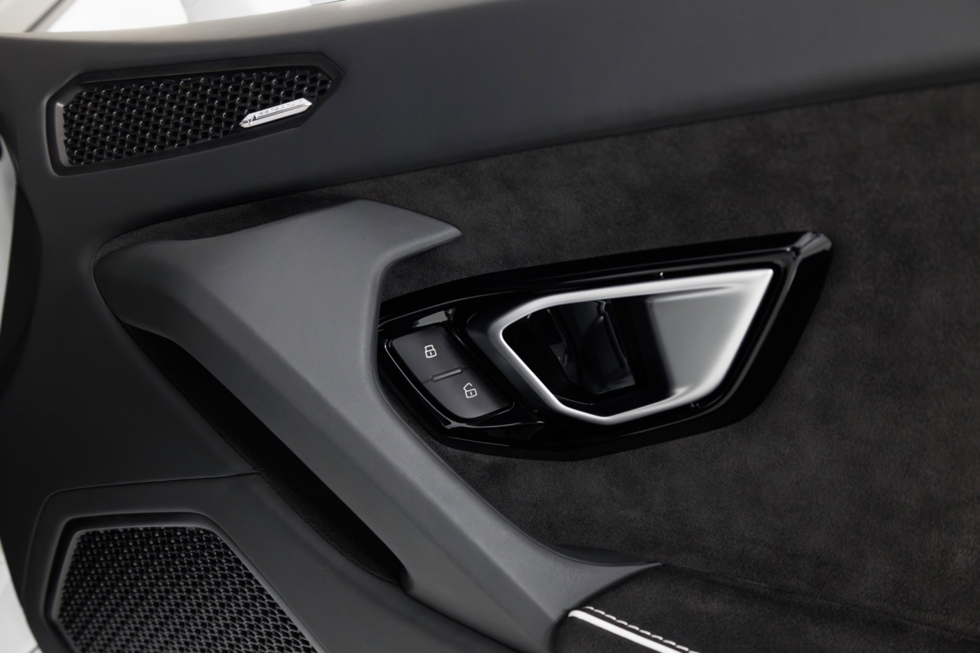 Used 2020 Lamborghini Huracan EVO AWD/4WD image 46