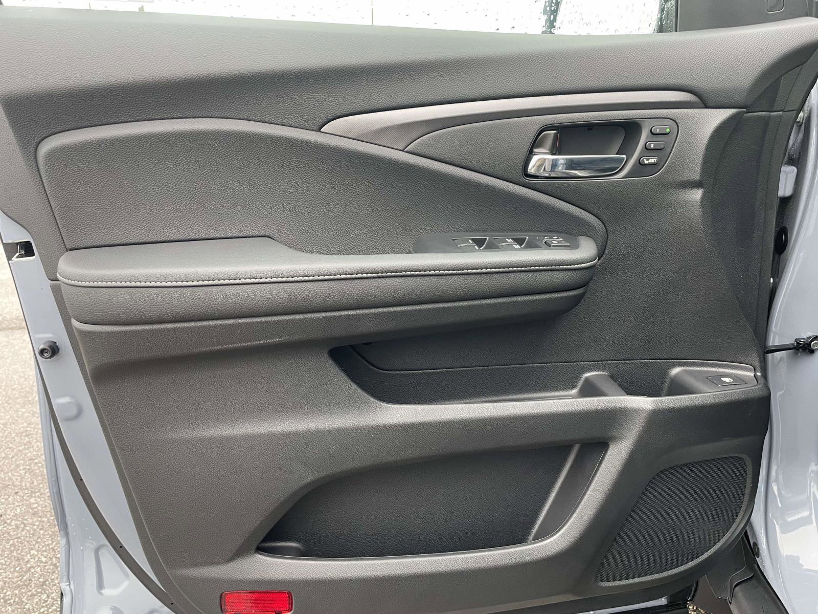 New 2026 Honda Ridgeline RTL image 9