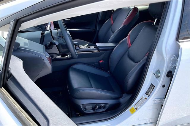 Used 2025 Toyota Prius Plug-In Hybrid image 18