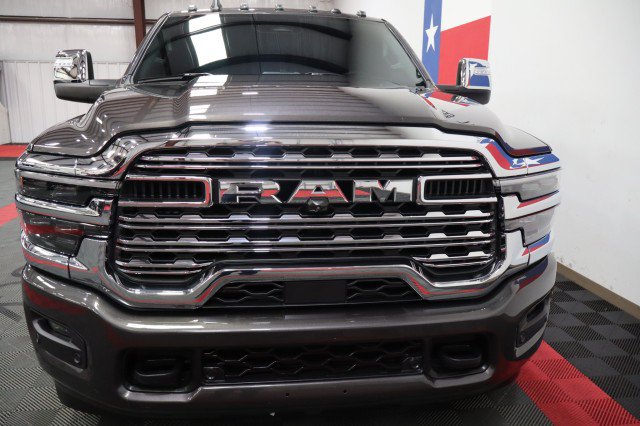Used 2025 RAM 3500 Longhorn AWD/4WD image 22