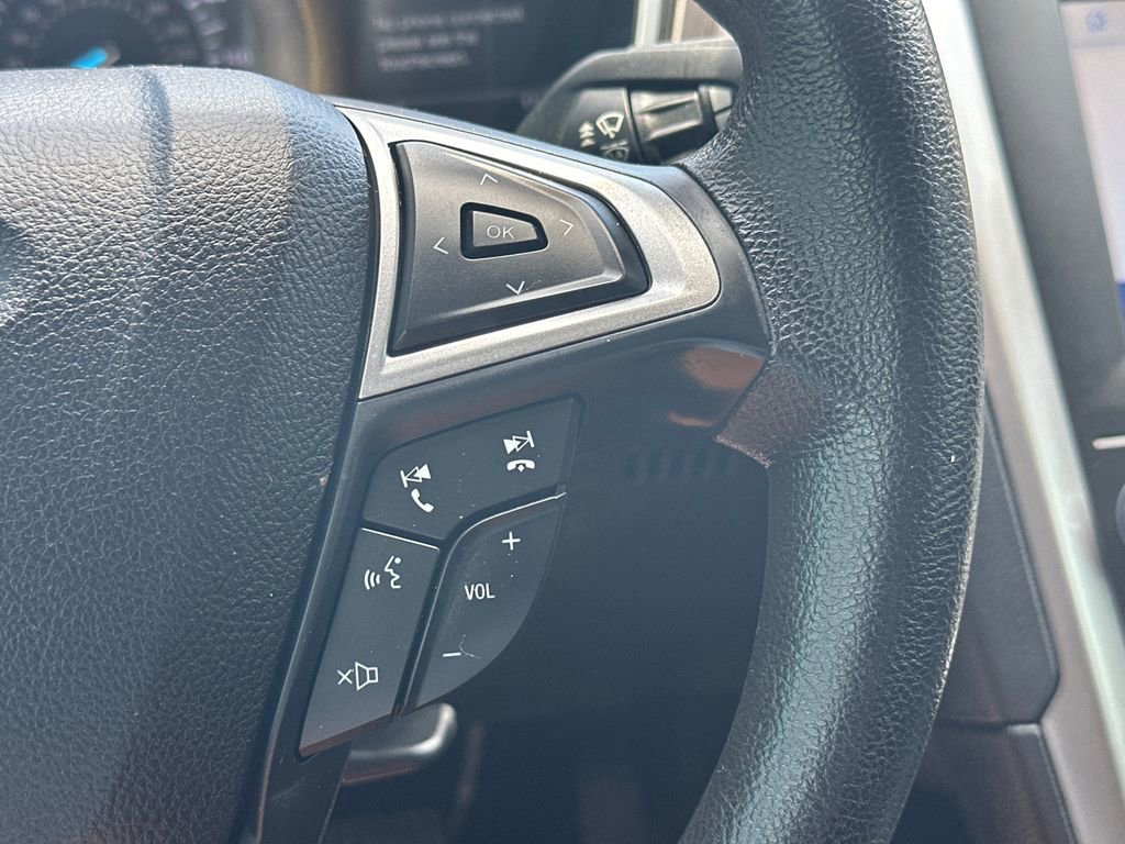 Certified 2020 Ford Fusion SE FWD image 25