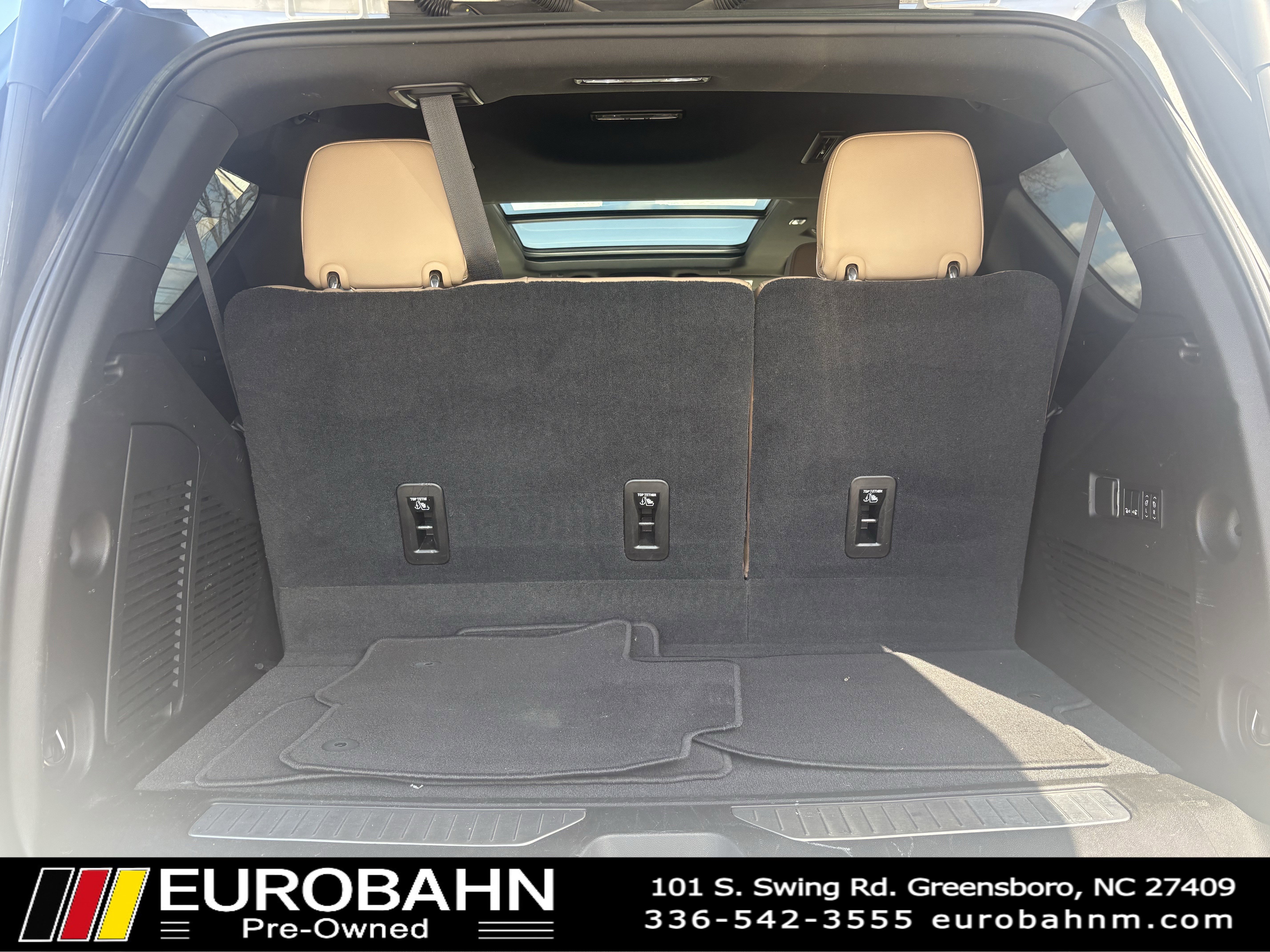 Used 2021 Chevrolet Tahoe Premier w/ Premium Package image 37