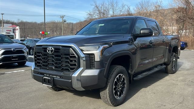 New 2025 Toyota Tundra SR5 image 3