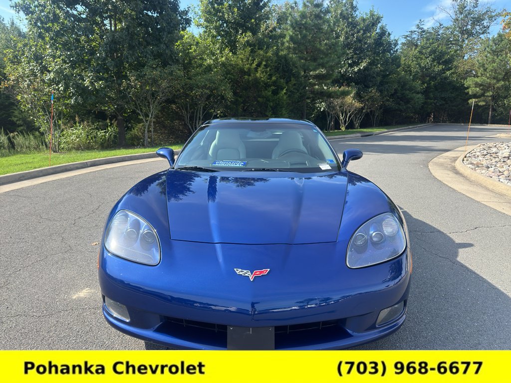 Used 2006 Chevrolet Corvette Coupe w/ Preferred Equipment Group RWD image 2