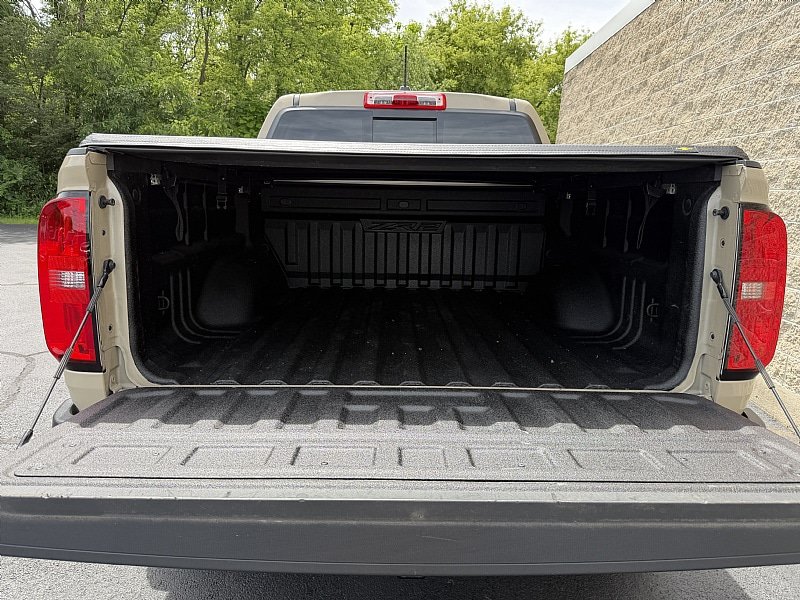 Used 2022 Chevrolet Colorado ZR2 w/ Colorado ZR2 Bison Edition AWD/4WD image 30
