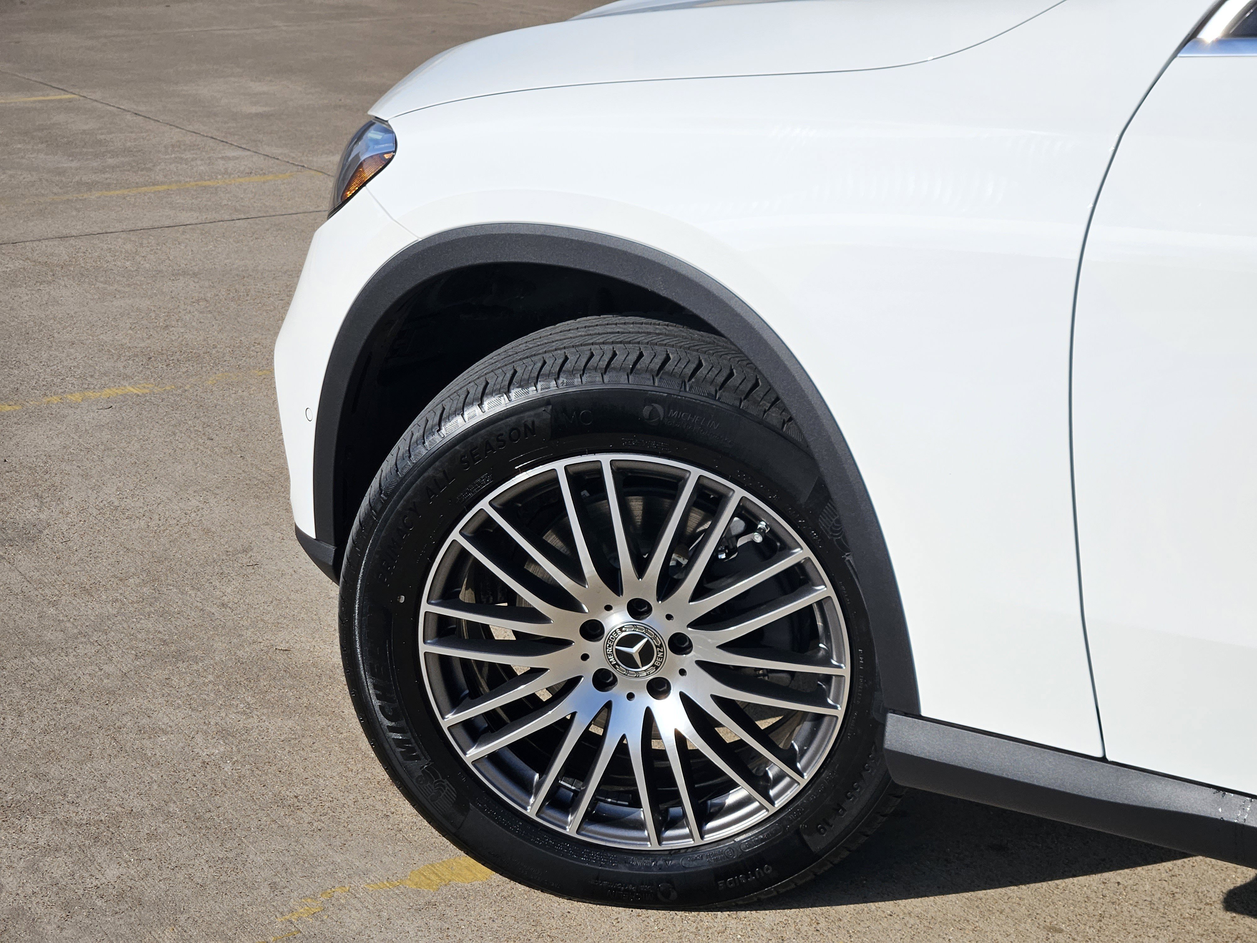 Certified 2025 Mercedes-Benz GLC 300 image 10