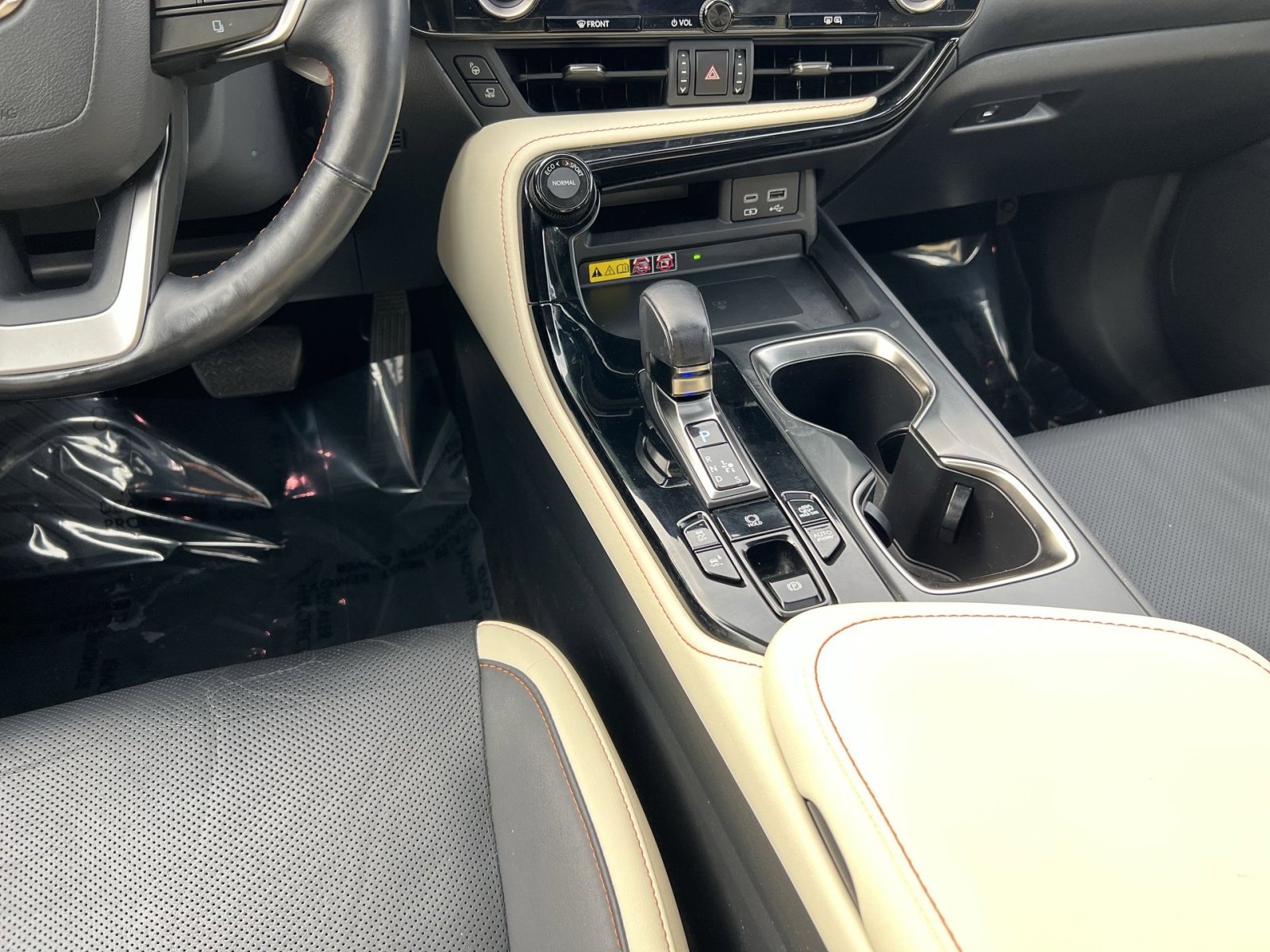 Used 2022 Lexus NX 450h+ 450h+ Luxury image 22