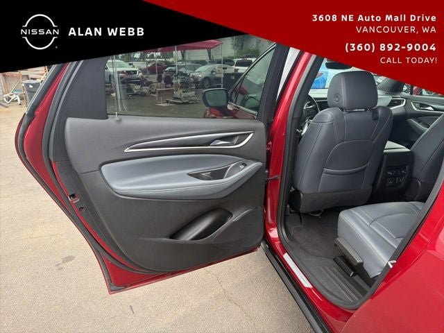 Used 2022 Buick Enclave Premium AWD/4WD image 25