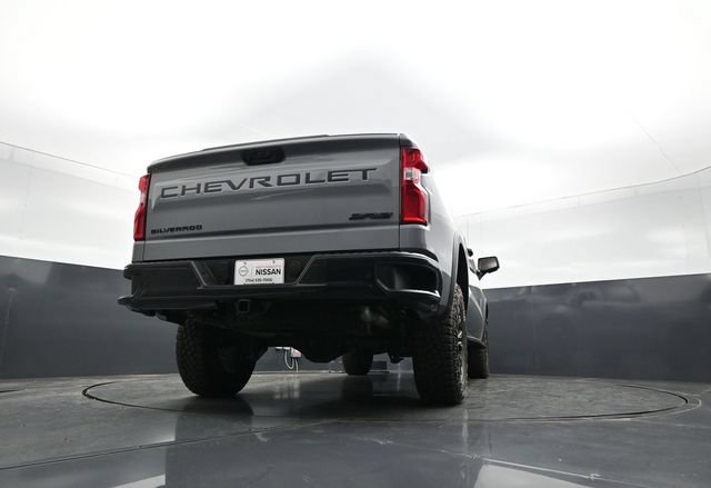Used 2025 Chevrolet Silverado 1500 ZR2 w/ Dark Appearance Package AWD/4WD image 36