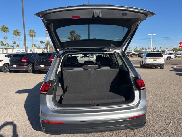 Used 2024 Volkswagen Tiguan Wolfsburg Edition image 26