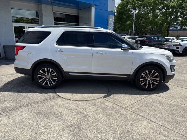 Used 2016 Ford Explorer Platinum AWD/4WD image 9