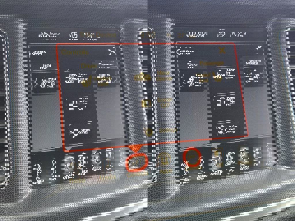 Used 2016 Dodge Charger R/T image 10