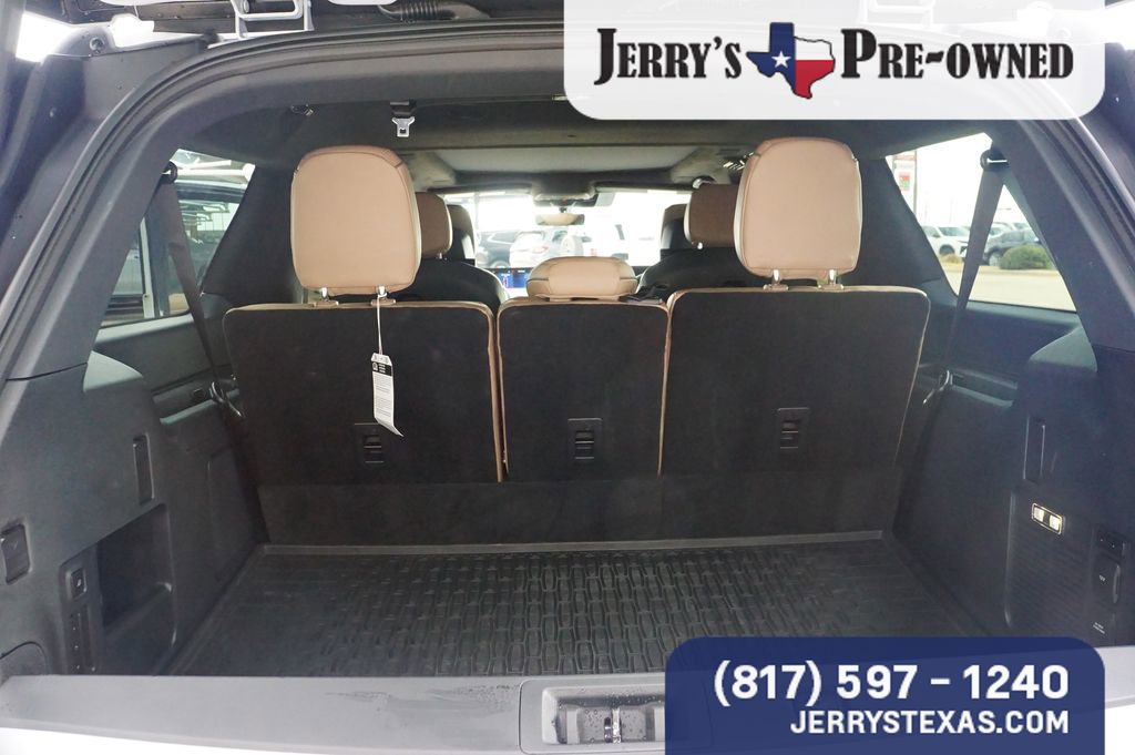 Used 2025 Lincoln Navigator L Black Label image 21