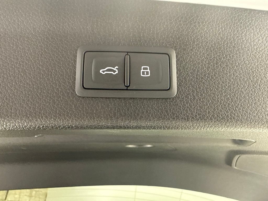 Certified 2024 Audi Q3 2.0T Premium Plus AWD/4WD image 25